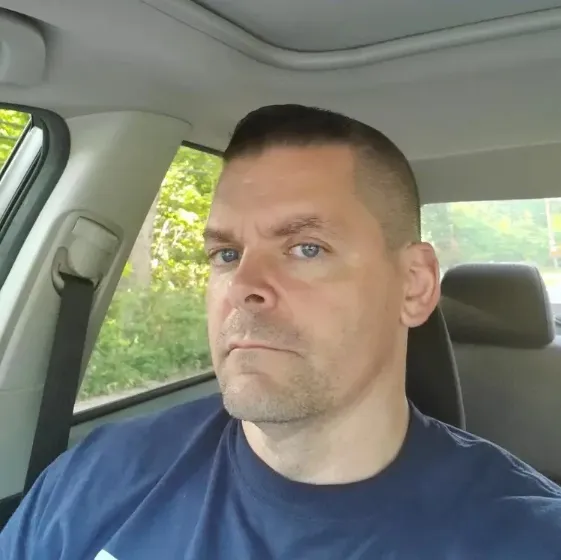 Derek P. — Echoxen Verified Review USA 2026